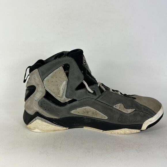 Air Jordan True Flight Sneaker Men's 11.5 Gray Logo Basketball Shoes 342964-003 - Picture 3 of 10